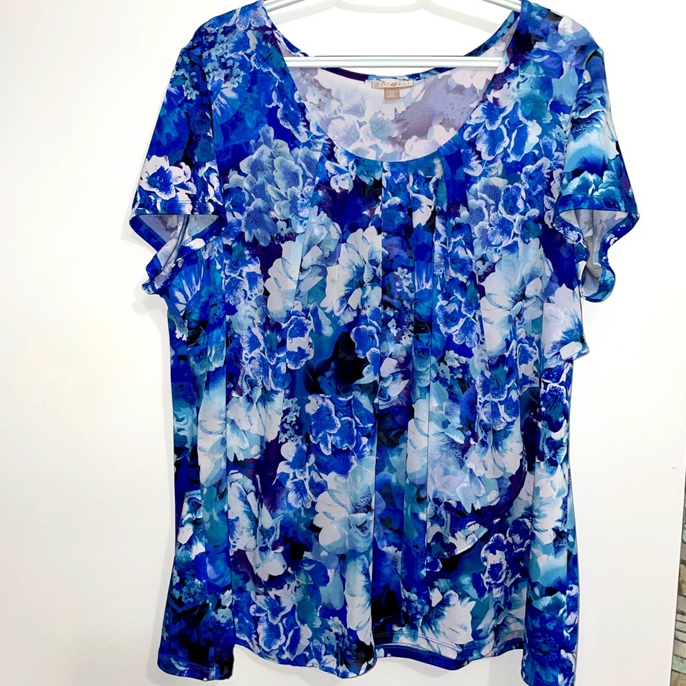 Roz & Ali 2X blue floral short sleeved dress shirt
